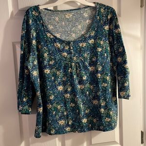 5/$25 Floral print top